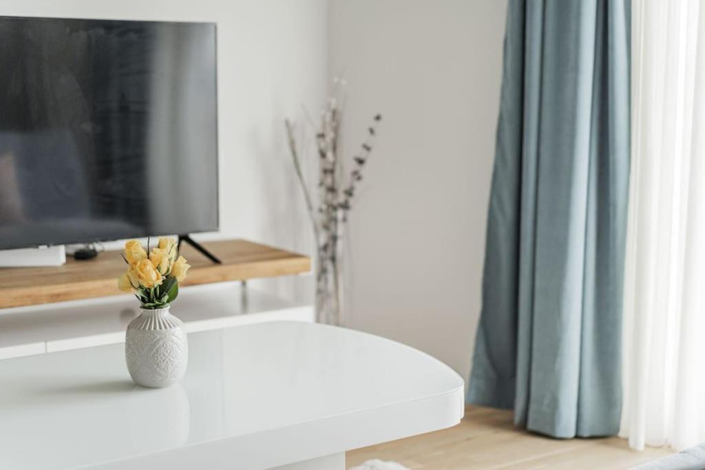 City Sky Studio Mit Balkon Wien Eksteriør billede
