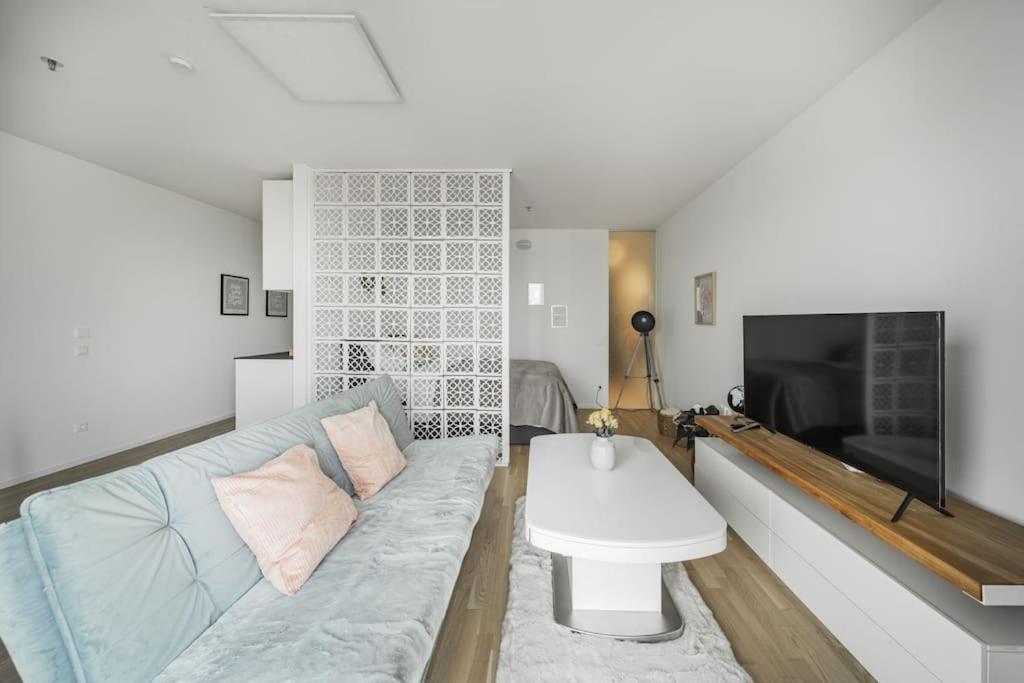 City Sky Studio Mit Balkon Wien Eksteriør billede