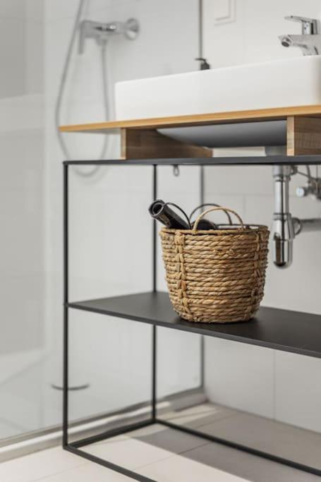 City Sky Studio Mit Balkon Wien Eksteriør billede