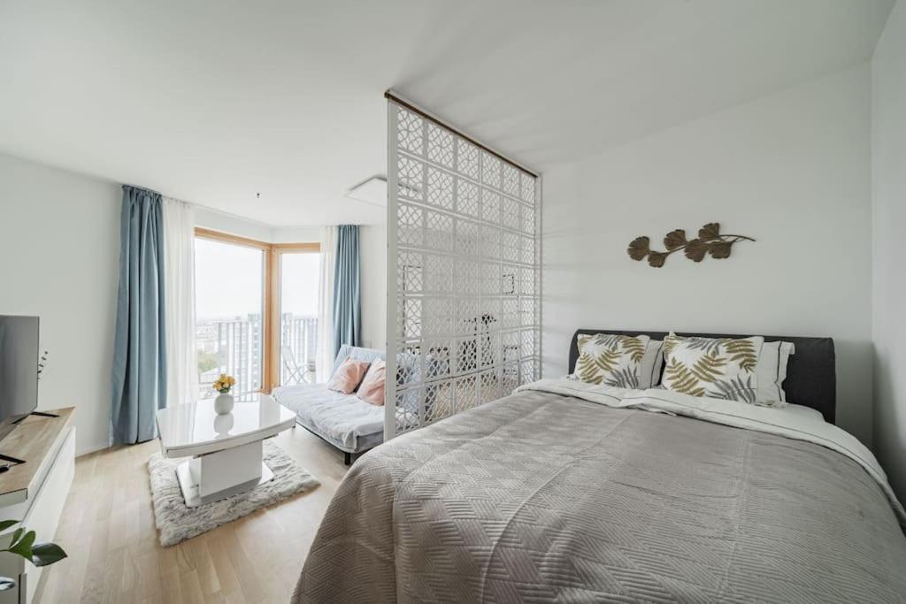 City Sky Studio Mit Balkon Wien Eksteriør billede